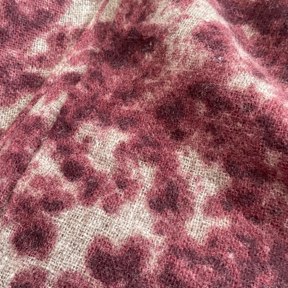 •Subtle Luxury Gemma Handmade Printed Graphic Wool Oversized Scarf Wrap … - Picture 12 of 12